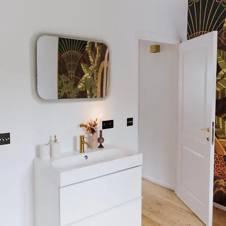 Au Numero 5 Tatil Evi